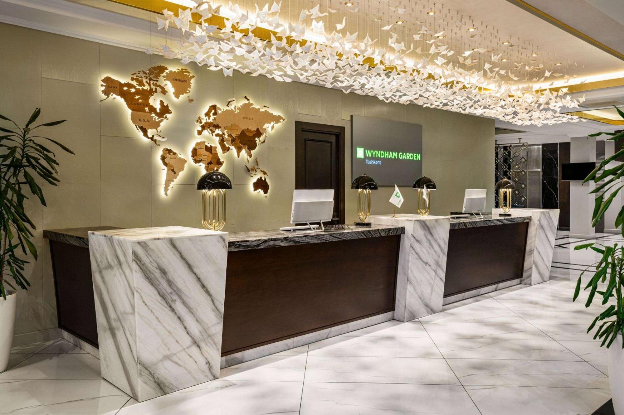 Hotel Wyndham Garden Taskent Exterior foto