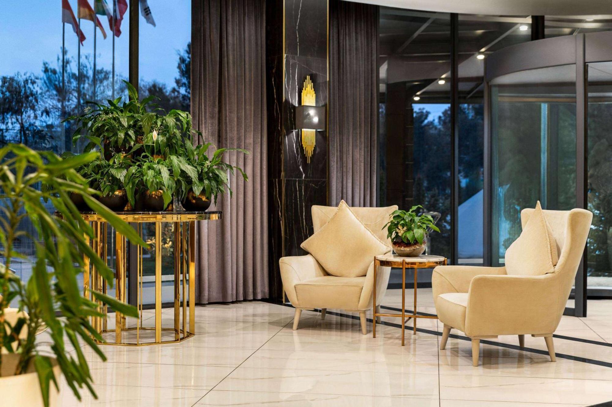 Hotel Wyndham Garden Taskent Exterior foto